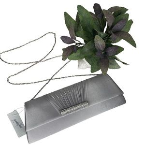 Jacqueline Ferrar NWT Silver Sequined Evening Wedding Wear Shoulder Bag /Clutch